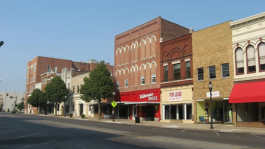 Storefronts along North Main Street in downtown Henderson, Kentucky.